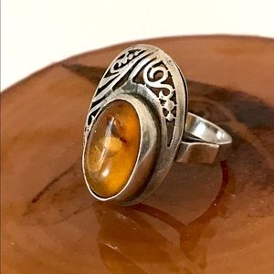Vintage Baltic Amber Sterling Silver Floral Ring